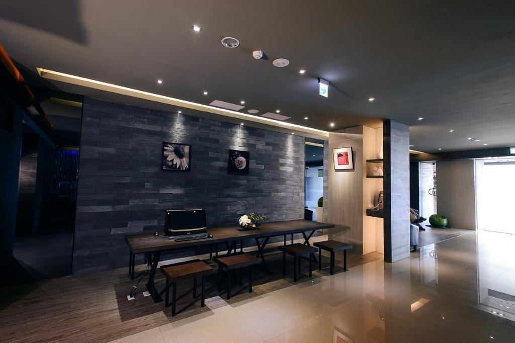 Kiwi Express Hotel - Jiuru Rd Каосюн Екстериор снимка